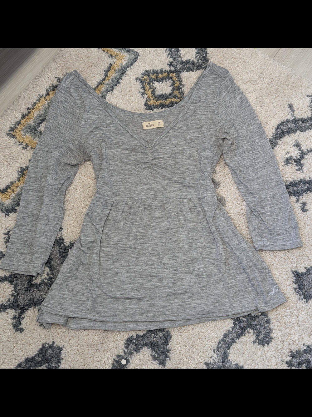 Vintage Hollister Gray V-Neck Ruched Front Top